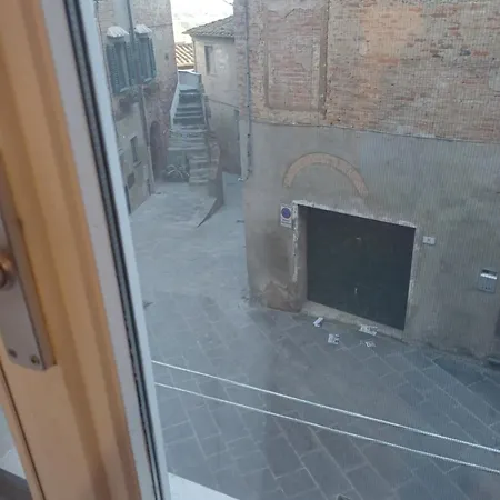 Il Paradiso Sotto Le Nuvole Apartment *